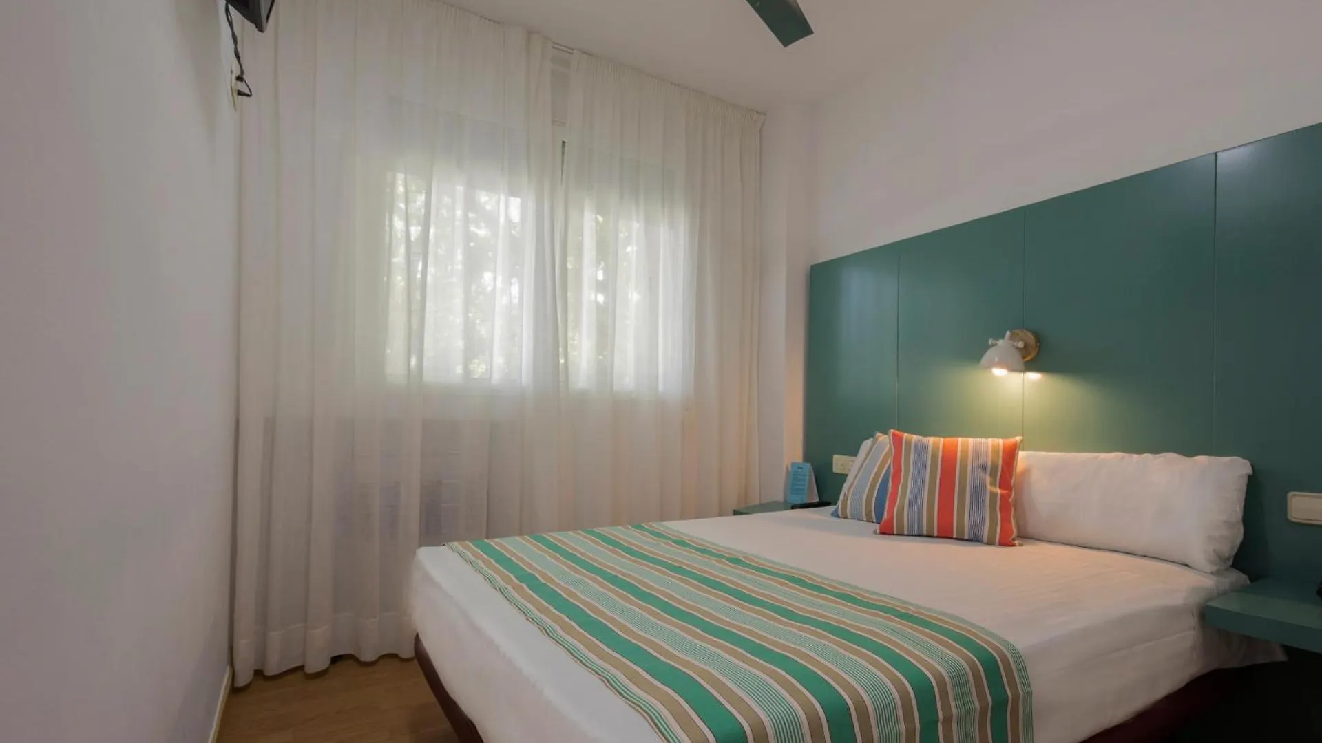 Yomo Hostal Bcn Port Barcelona 2*,  Spanien